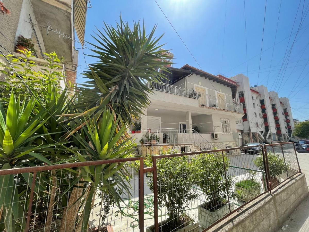 Large Apartment Wlora Zewnętrze zdjęcie
