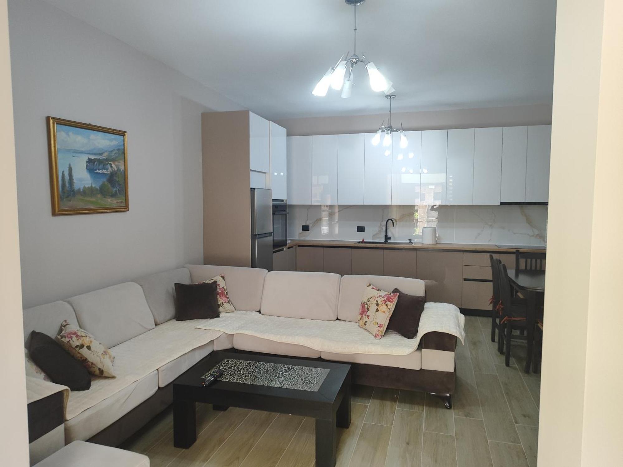 Large Apartment Wlora Zewnętrze zdjęcie